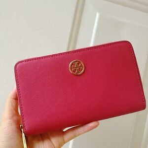 Tory Burch Robinson Mini Continental Zip Wallet Dark Peony Pink New w/ Tag